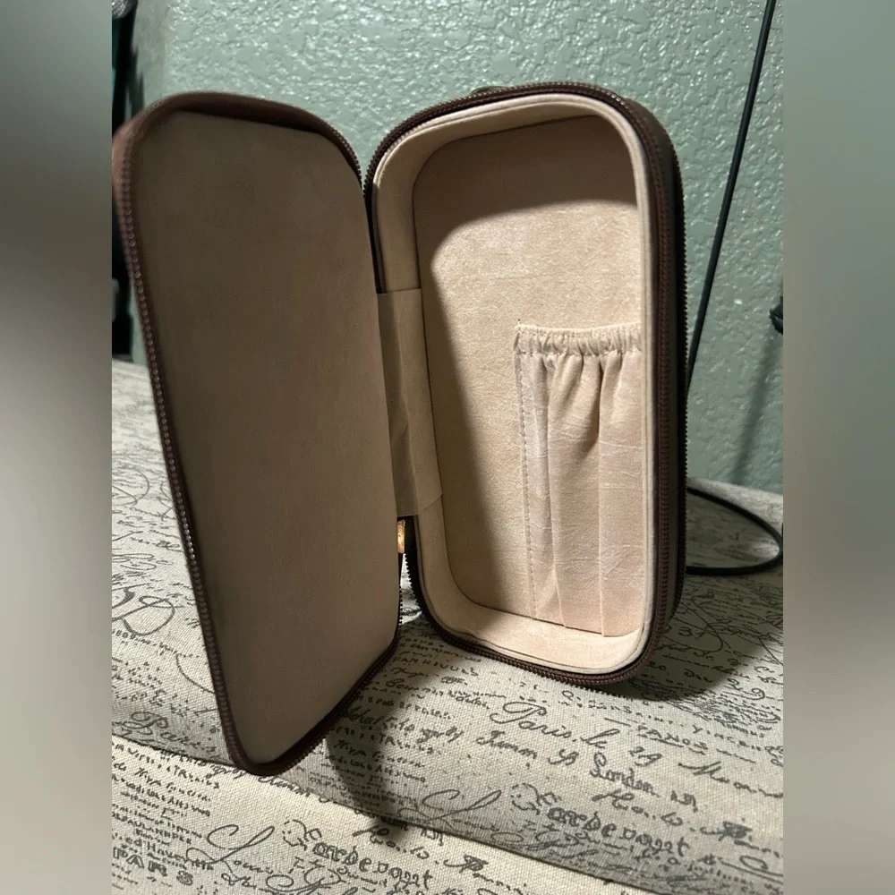 Warren Smith Double Wine leather tote